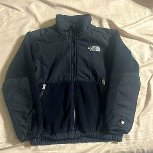 Boys size 7/8 North Face black fleece jacket
